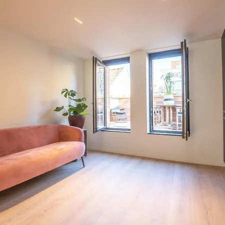 Zilter - Groot Duplex Met Terras